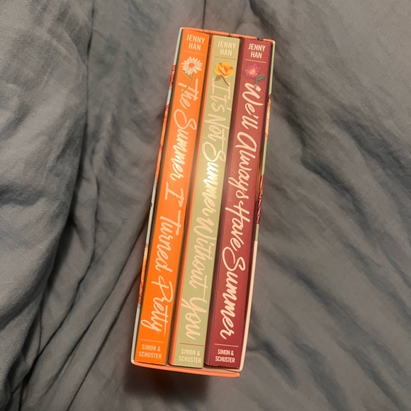 The summer i turned pretty trilogy - Picture 3 of 3